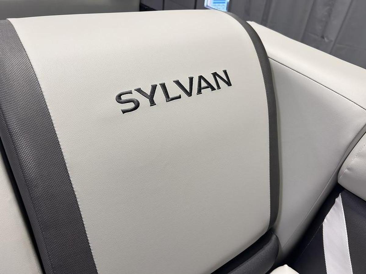 2026 Sylvan X3 CLZ Platinum Package
