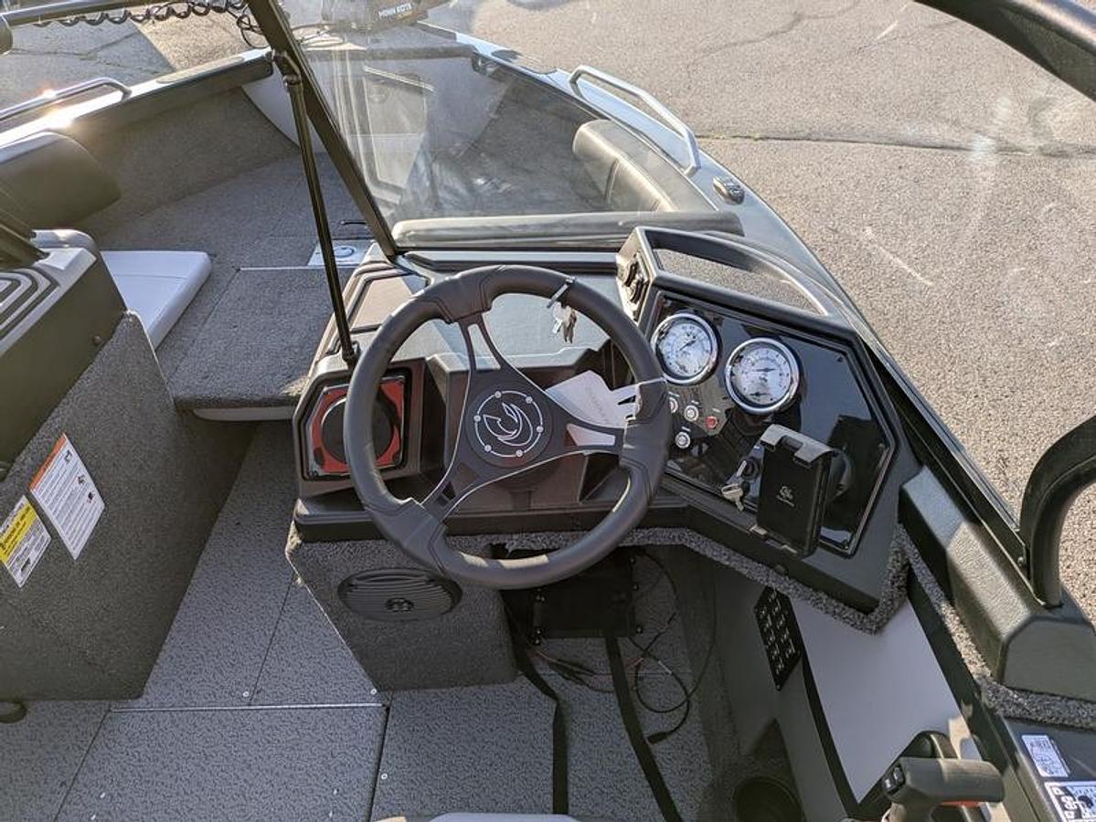 2026 Crestliner 1850 Sportfish