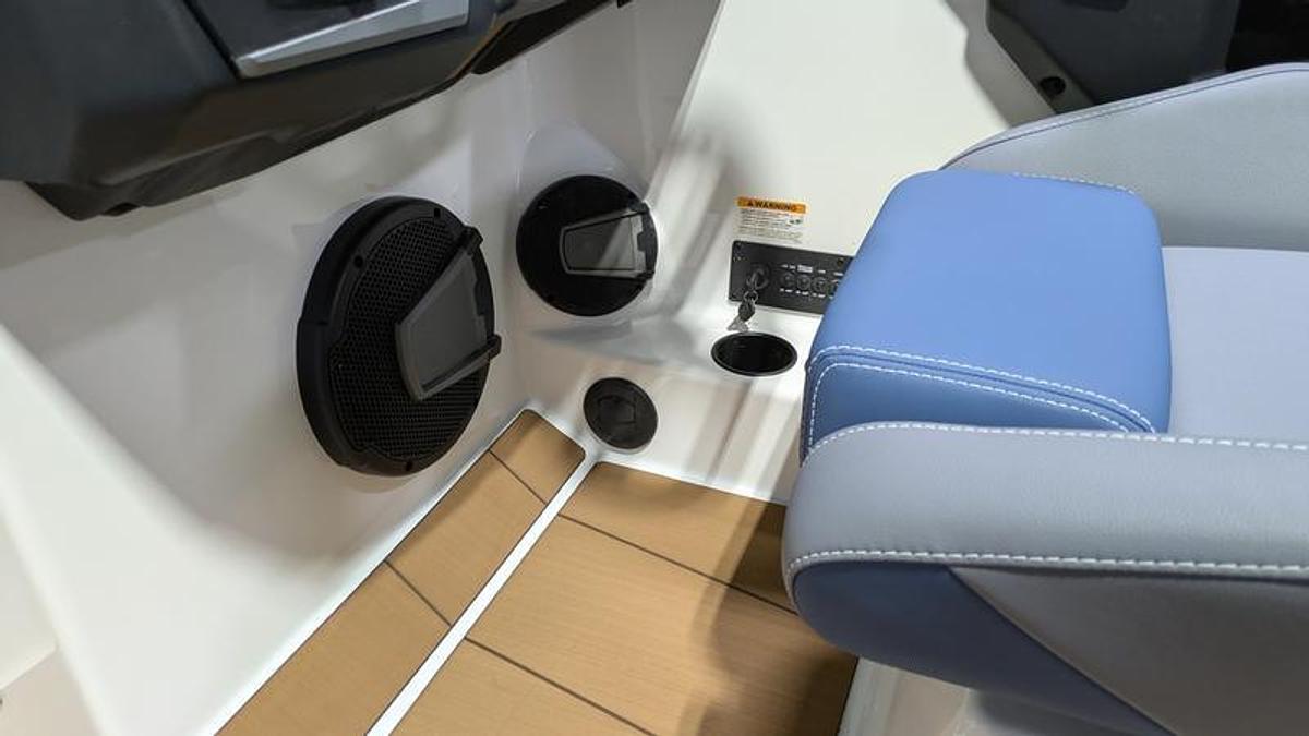 2026 Axis Wake Research T235