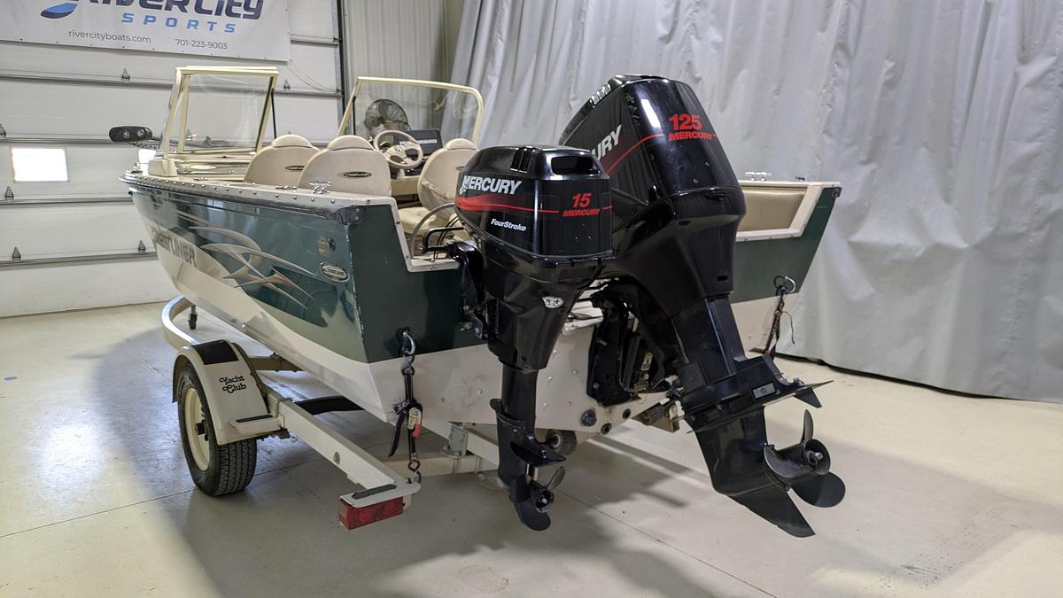 Used 2002 Crestliner 1850 Sportfish
