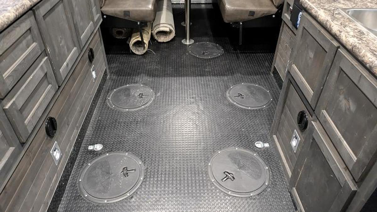 Used 2024 Ice Castle Fish Houses 8' X 21V Extreme RV III