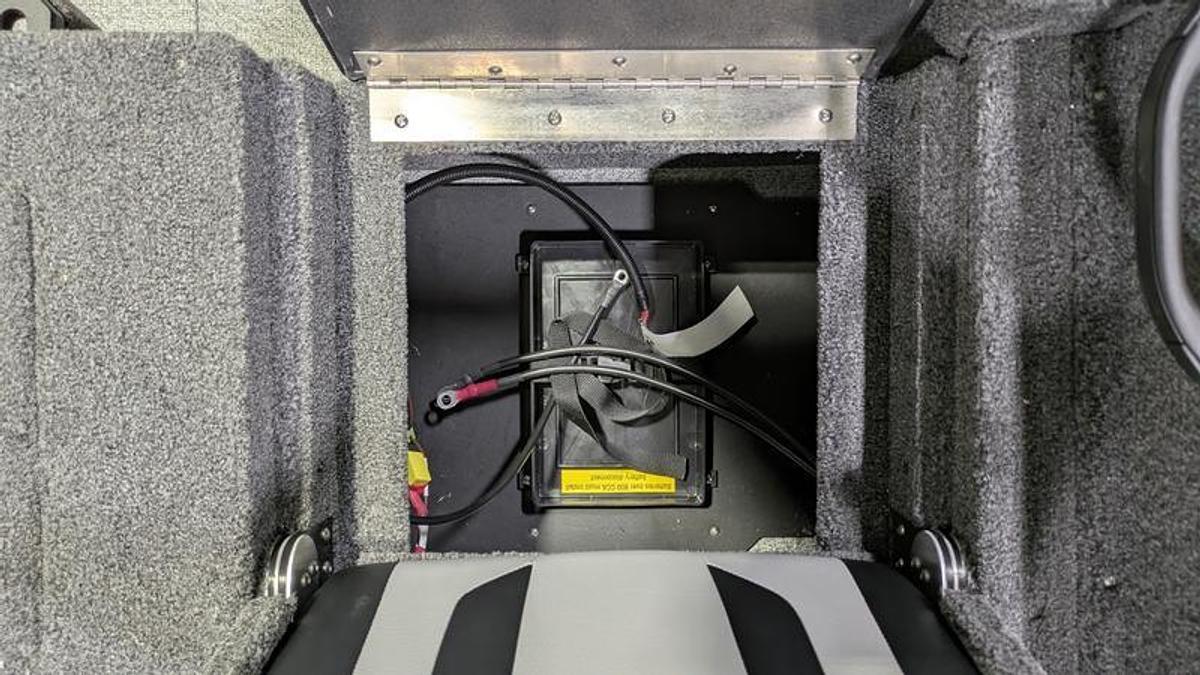 2026 Crestliner 1850 Fish Hawk