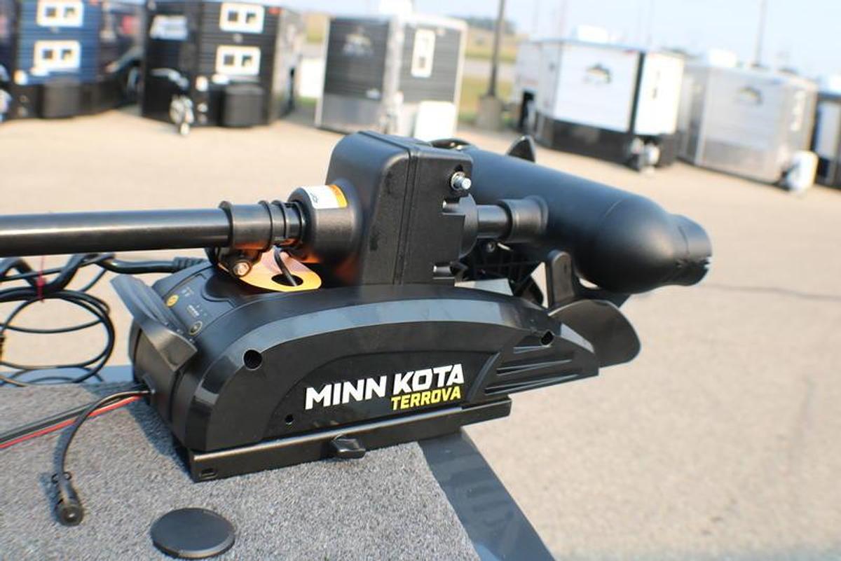 2025 Crestliner 1750 Hawk SC JS