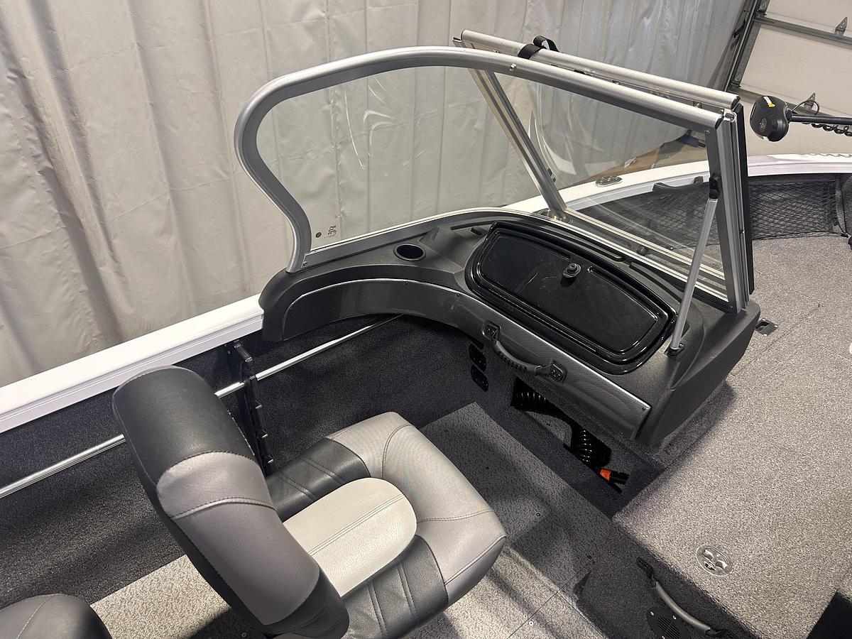 Used 2023 Crestliner 1650 Fish Hawk