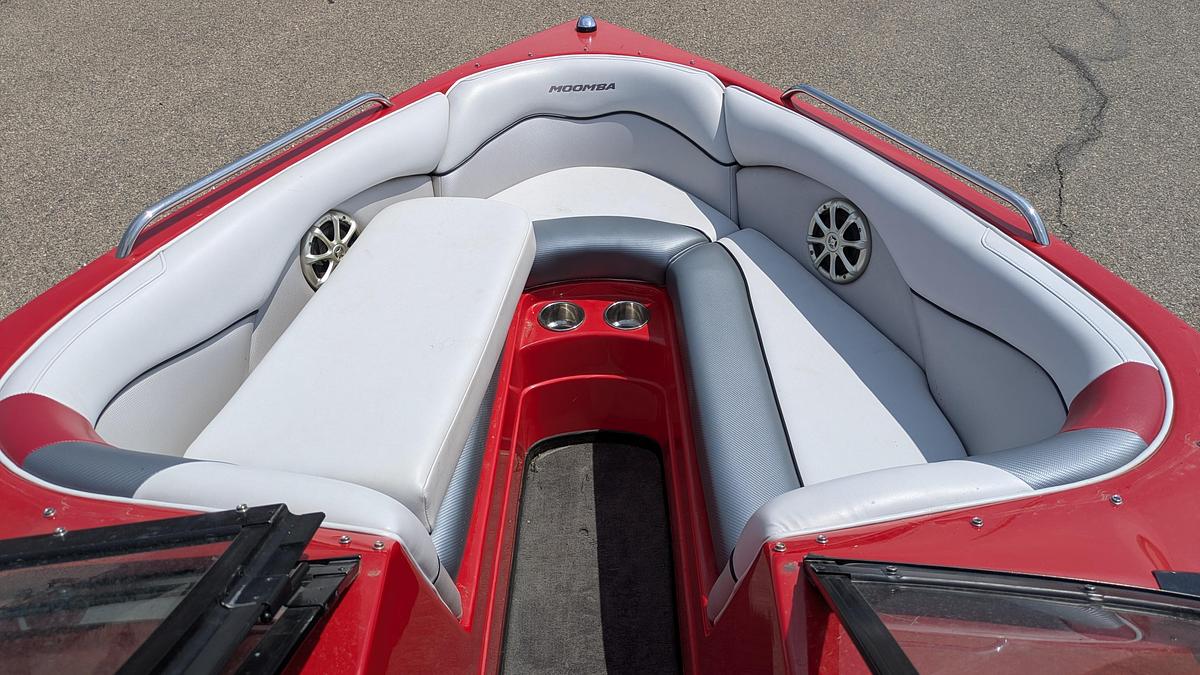 Used 2012 Moomba Mobius LSV