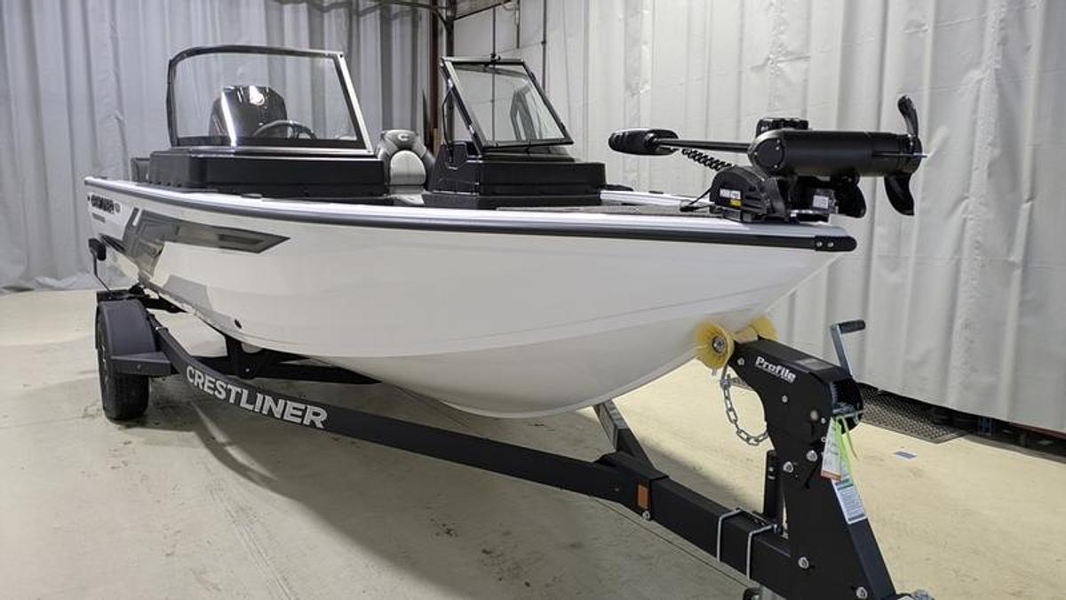 2026 Crestliner 1850 Fish Hawk
