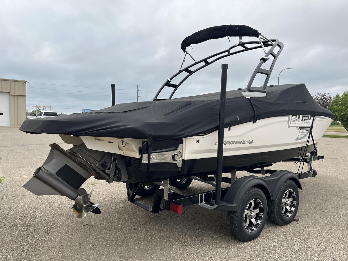 Used 2019 Chaparral H20 21 Surf