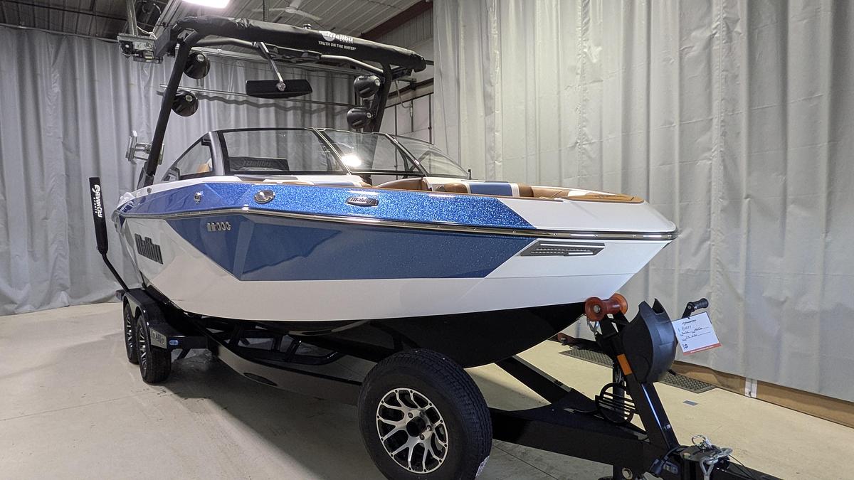 2026 Malibu Boats 23 LSV