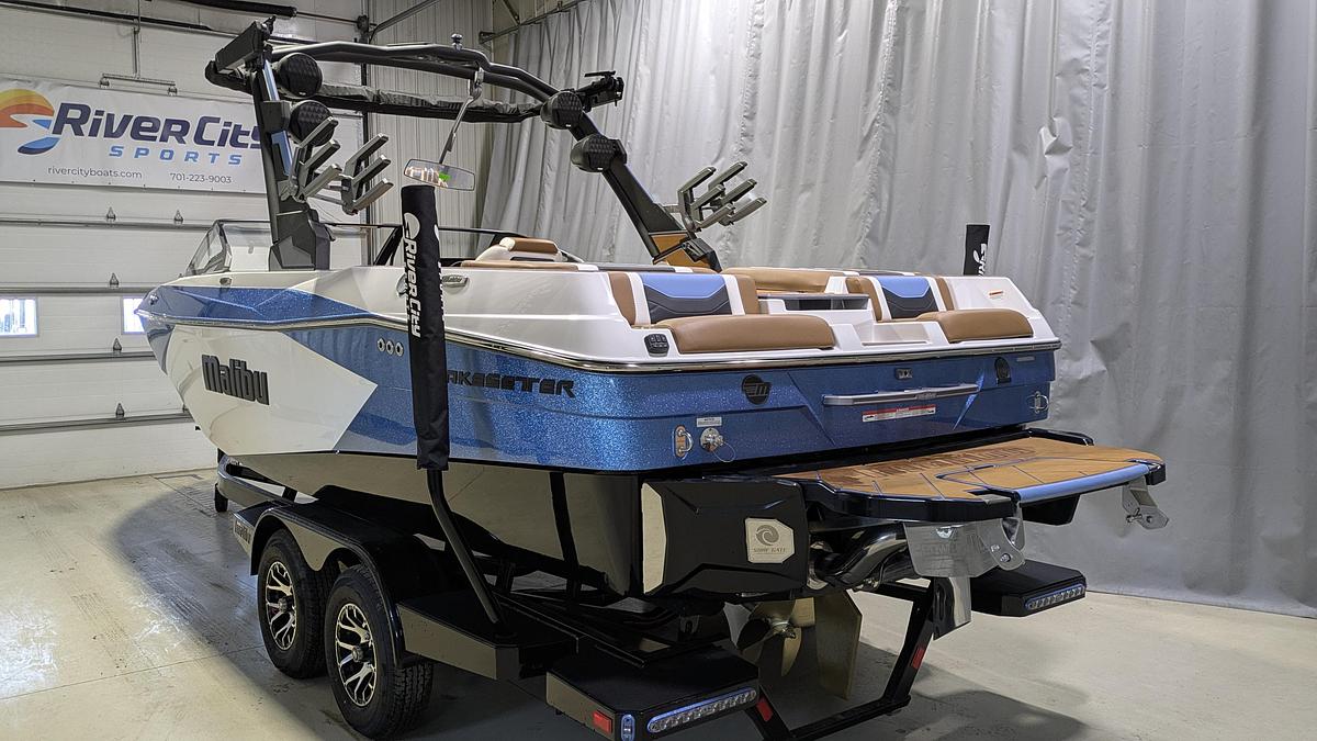 2026 Malibu Boats 23 LSV