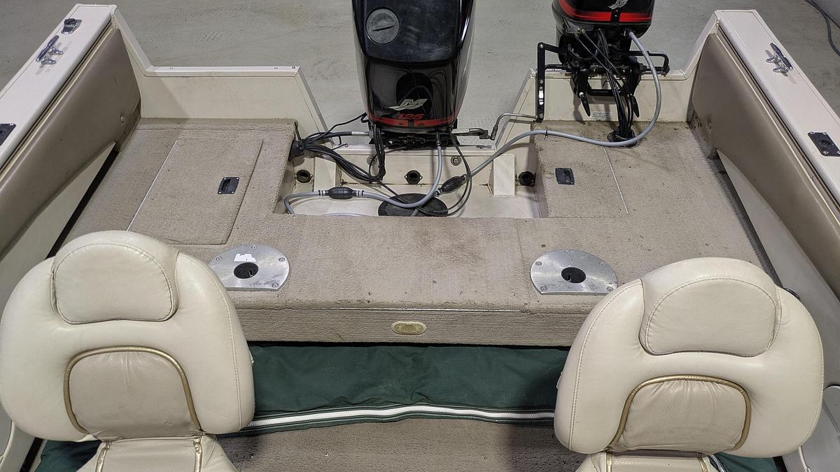 Used 2002 Crestliner 1850 Sportfish