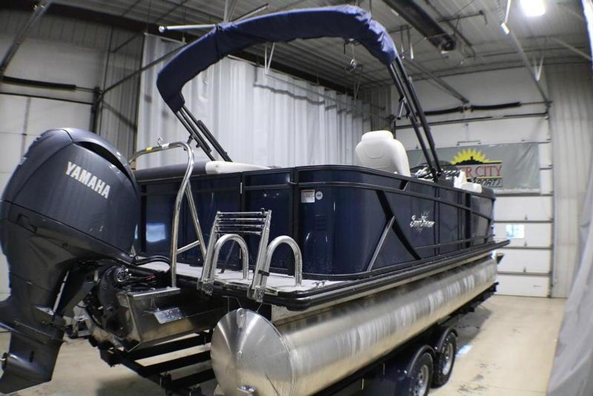 2024 SunChaser Geneva Cruise 22 DS CRS