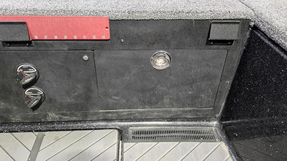 Used 2022 Vexus DVX22