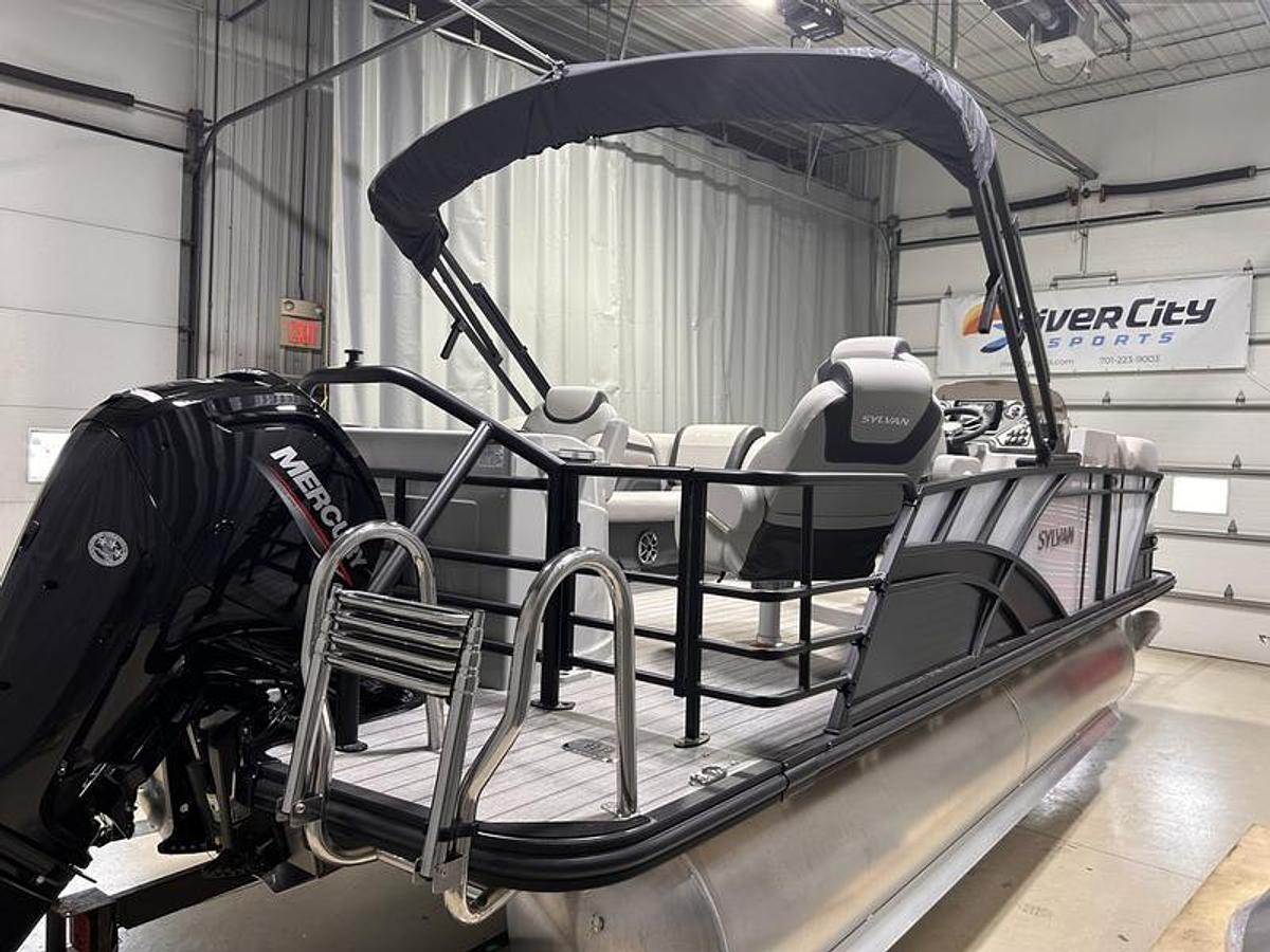 2025 Sylvan L1 Party Fish