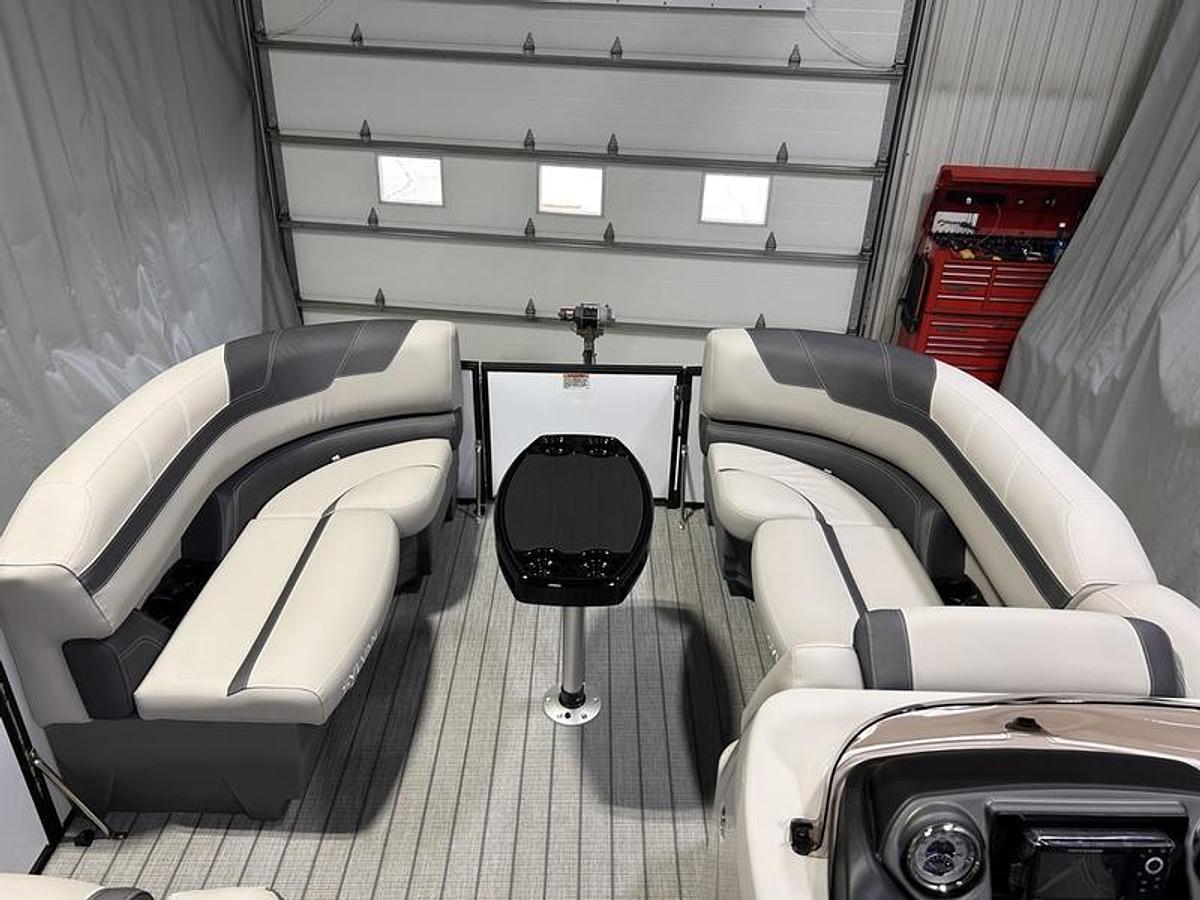 2025 Sylvan L1 Party Fish