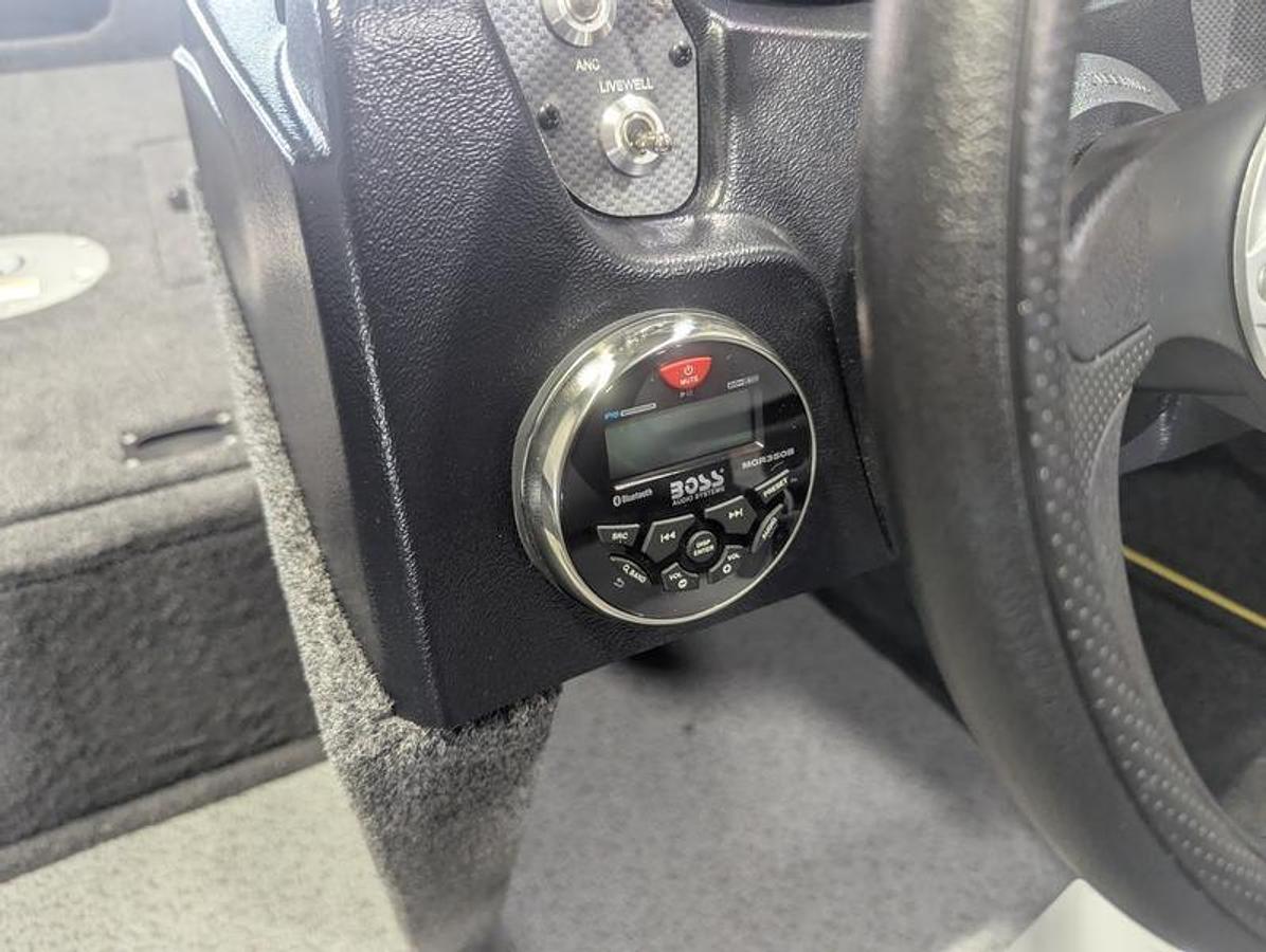 2025 Crestliner 1650 Kodiak SC