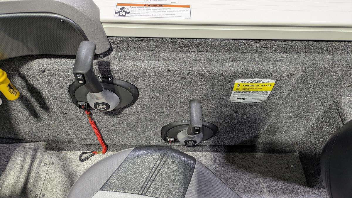 Used 2018 Crestliner 1750 Fish Hawk WT