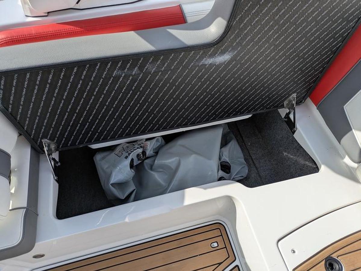 Used 2019 Nautique Super Air Nautique 230