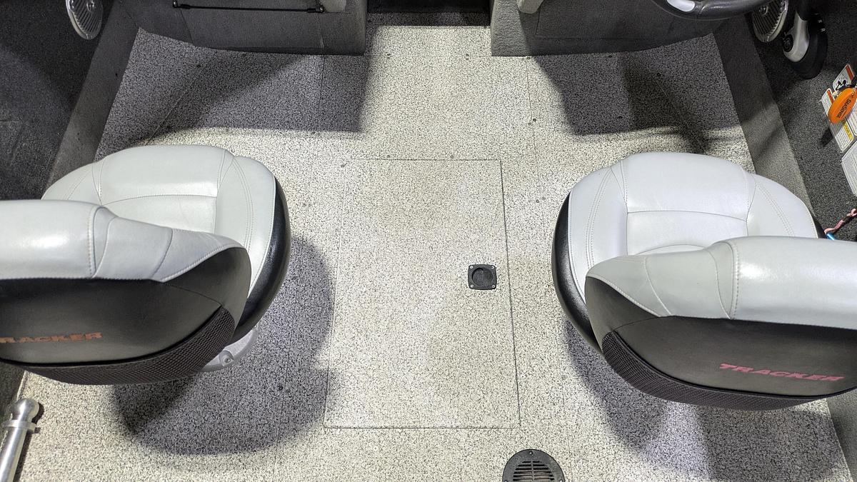 Used 2012 TRACKER Targa V18