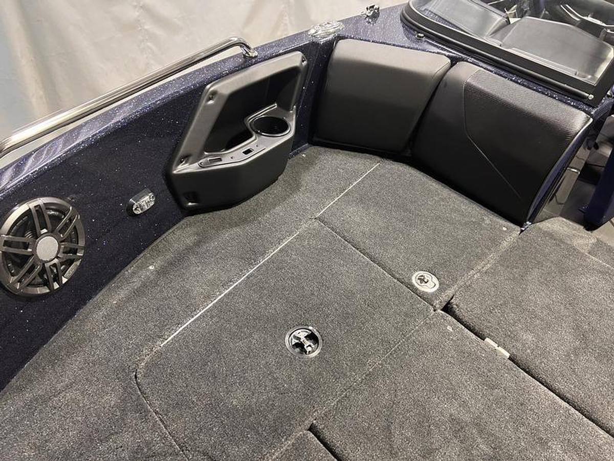 2025 Skeeter SOLERA205