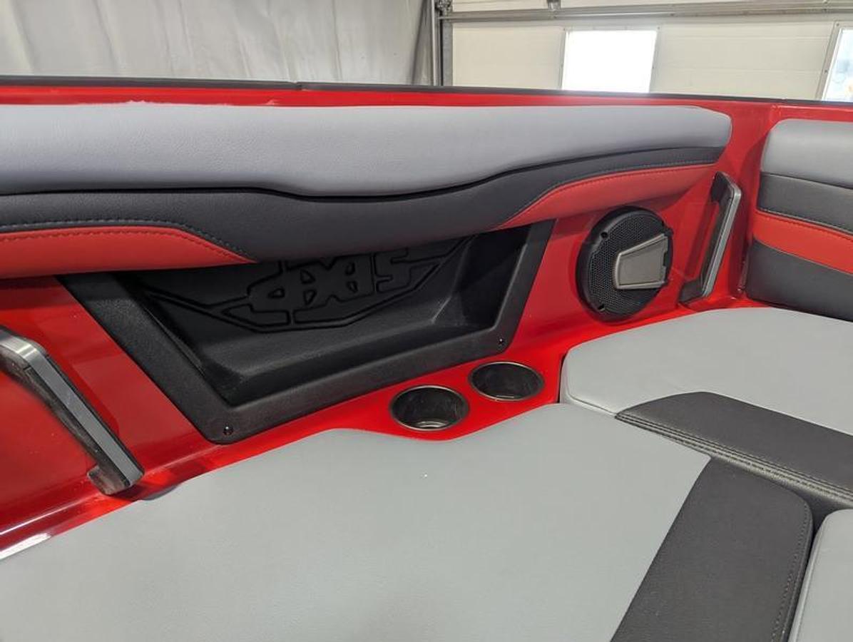 2025 Axis Wake Research T235