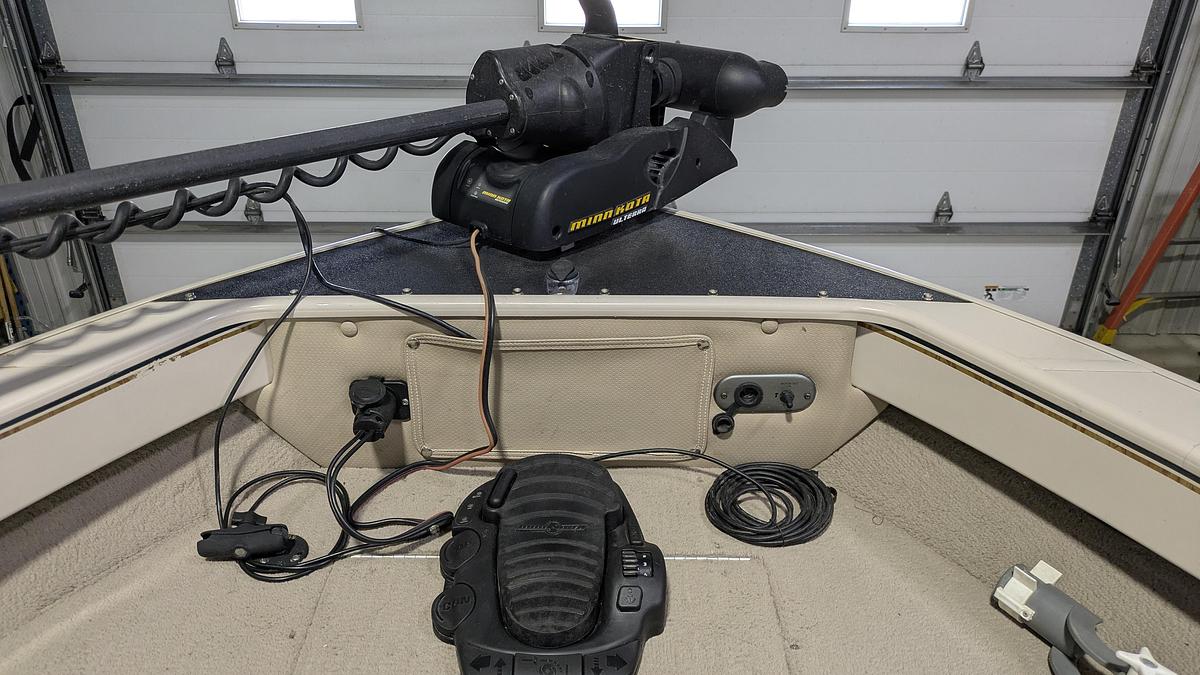 Used 2002 Crestliner 1850 Sportfish