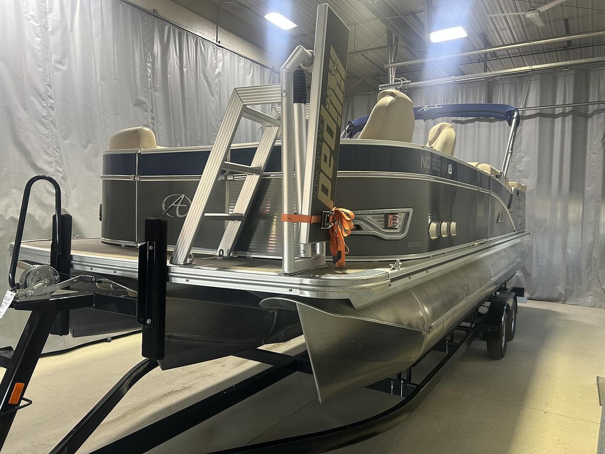 Used 2016 AVALON Windjammer 2585