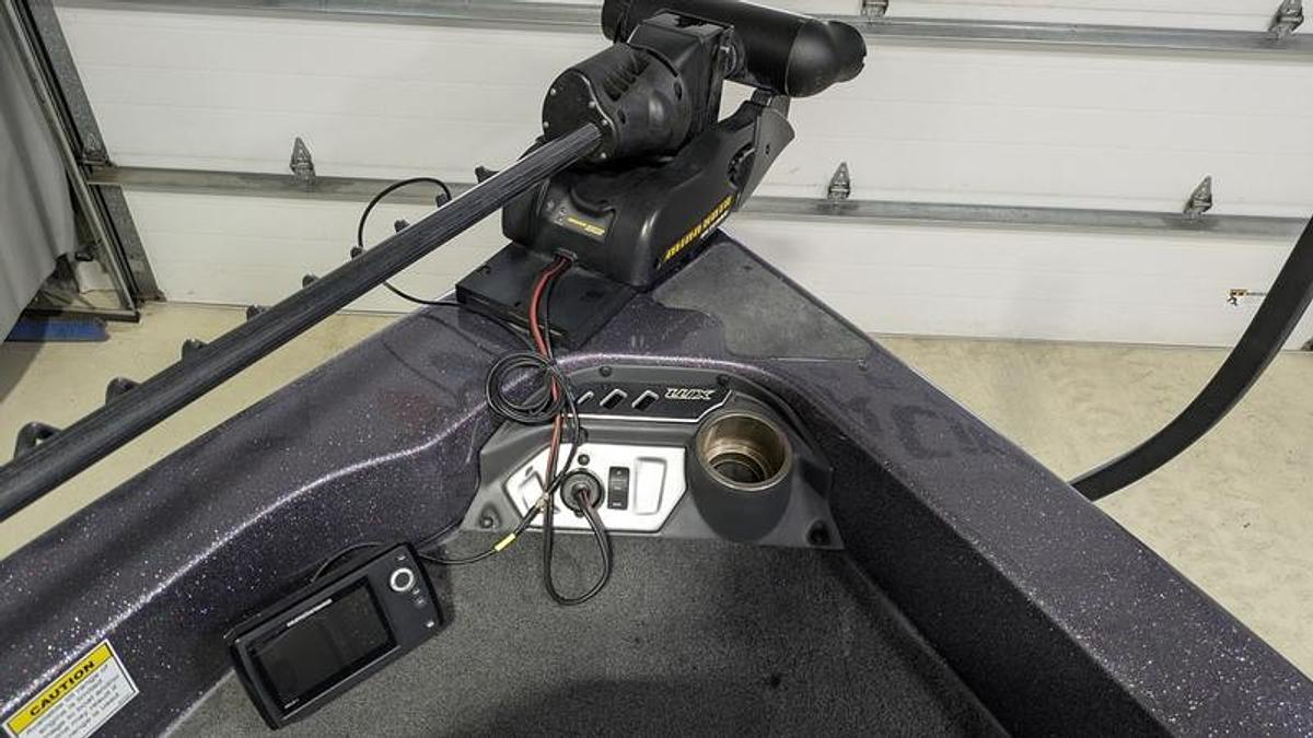 Used 2017 Skeeter WX2060