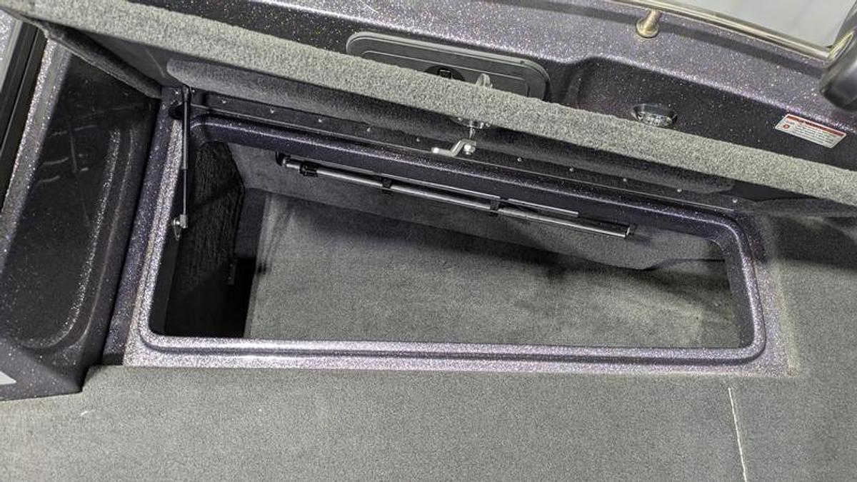 Used 2017 Skeeter WX2060