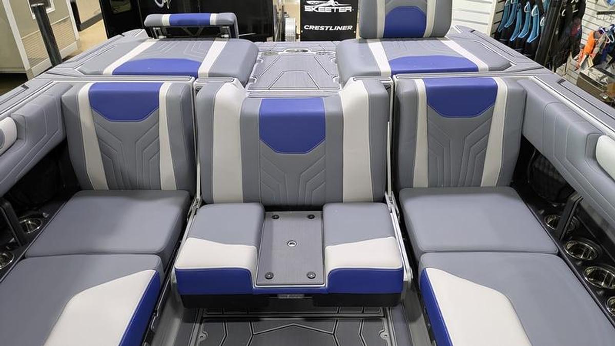 2026 Malibu Boats 25 LSV