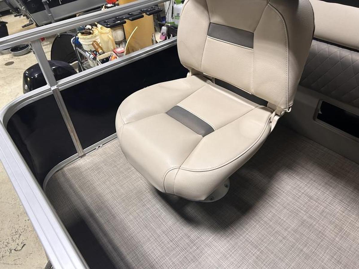 Used 2023 Sun Tracker Sportfish™ 20 DLX