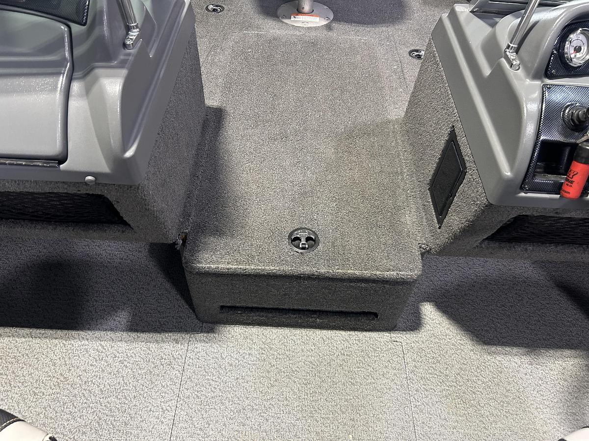 Used 2012 Lund 1875 Pro V