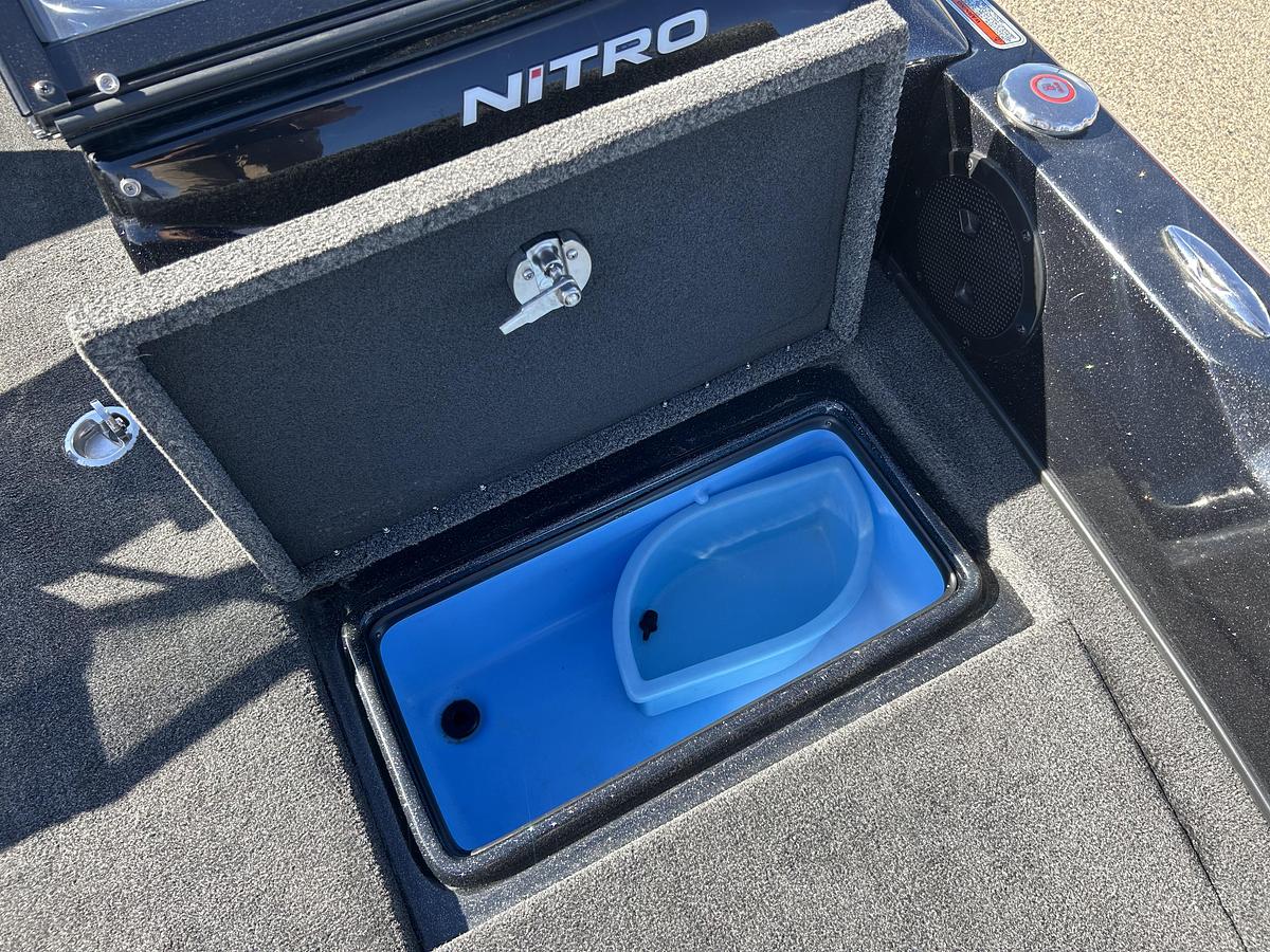 Used 2016 Nitro ZV21