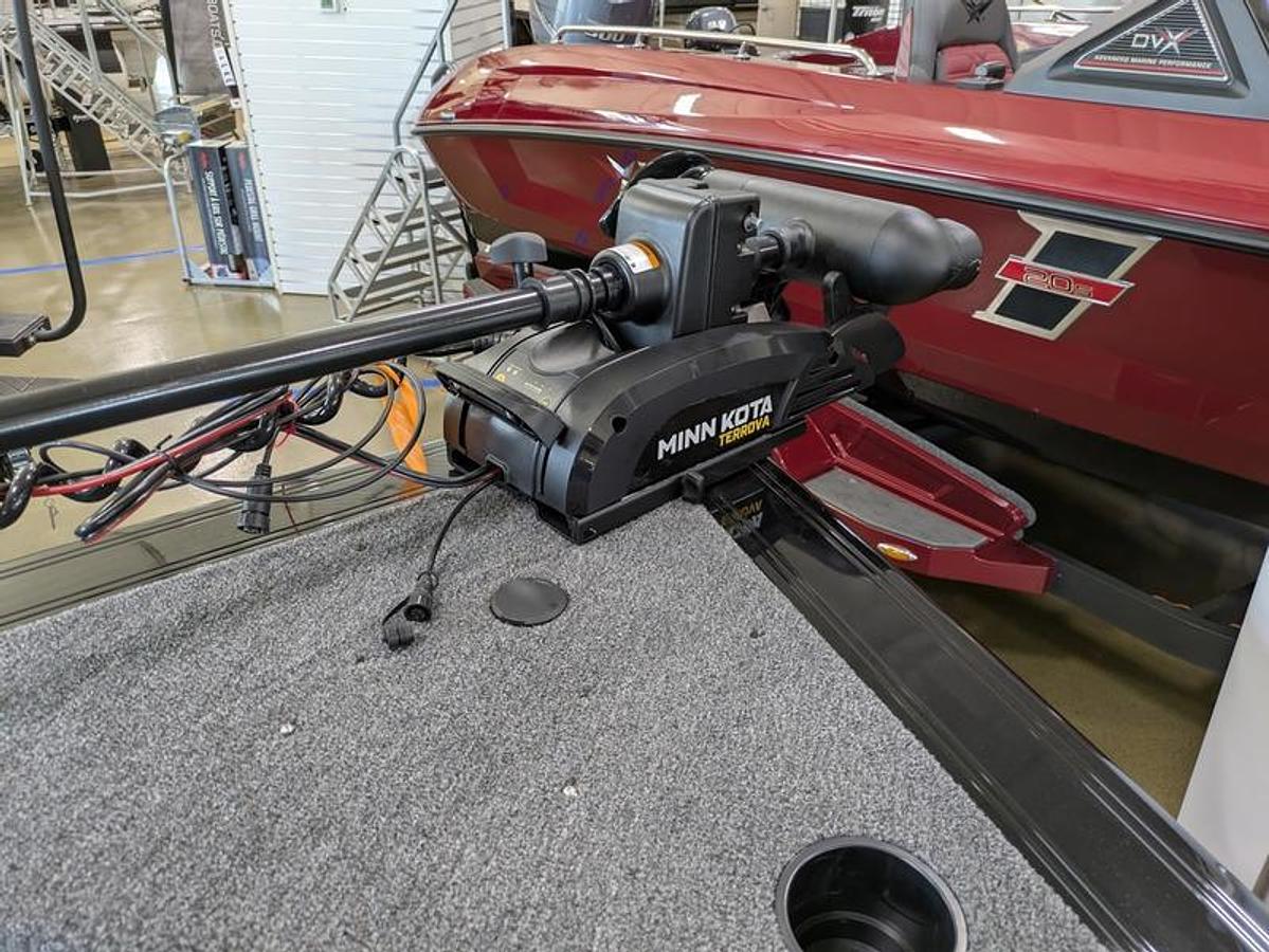 2026 Crestliner 1850 Fish Hawk WT JS RAPTOR