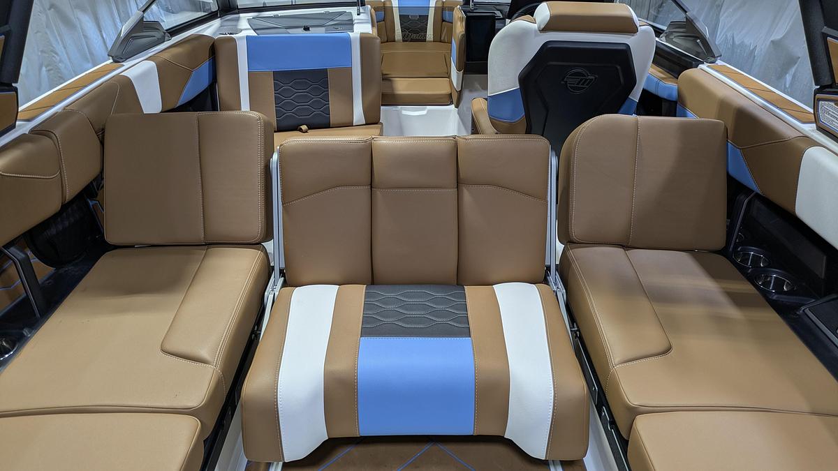 2026 Malibu Boats 23 LSV