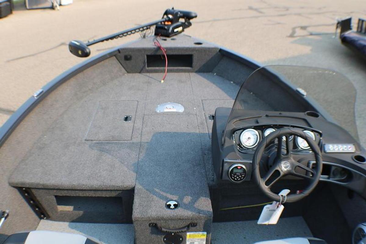 2025 Crestliner 1750 Hawk SC JS