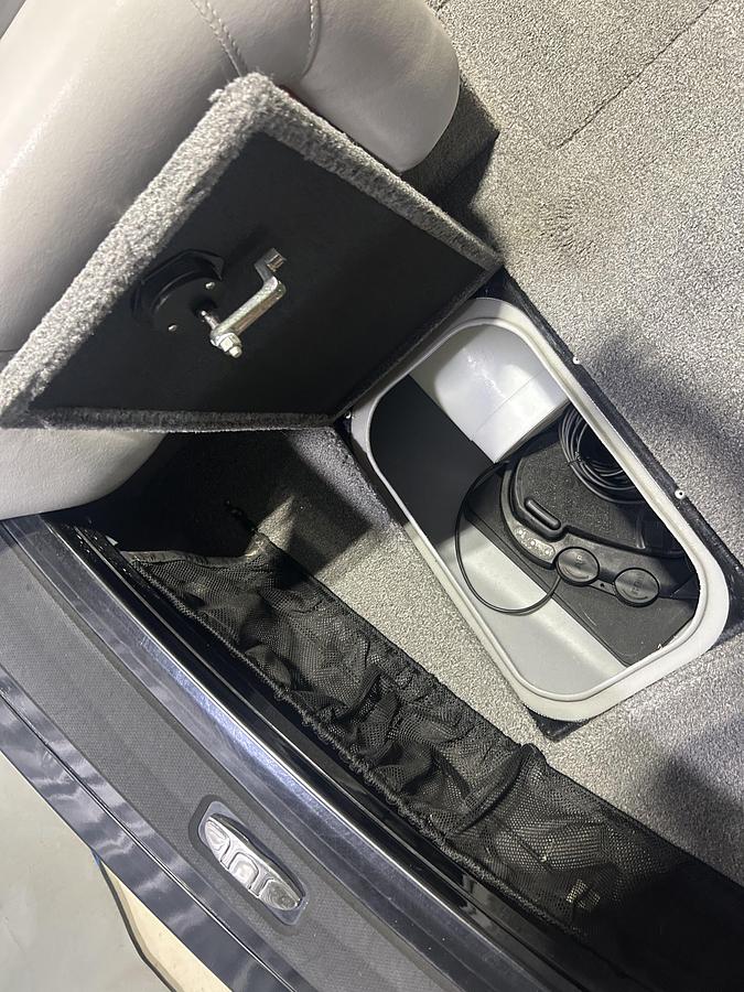 Used 2017 TRACKER Targa V20