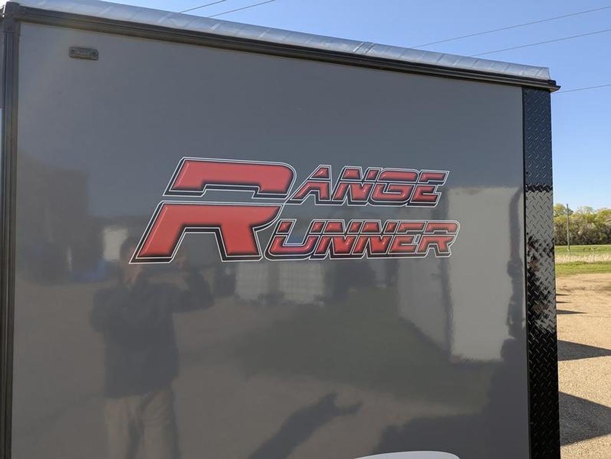 2026 Ice Castle Fish Houses 8' X 17V RANGE RUNNER [$1,000 OFF, FREE GENERATOR]