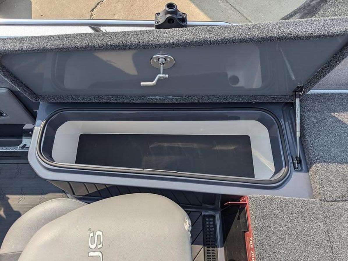 Used 2022 Vexus DVX22