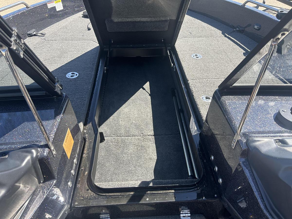 Used 2022 Skeeter WX2200