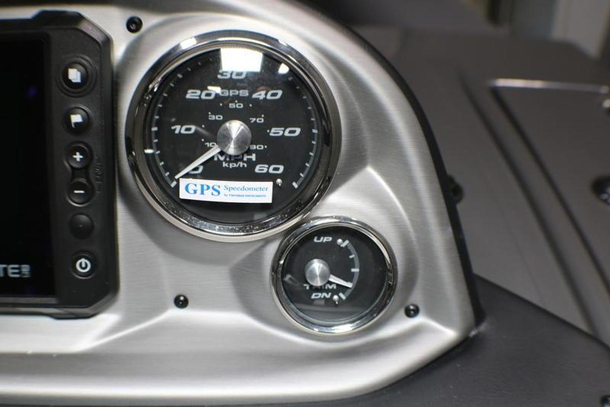 2023 South Bay 523UL 3.0