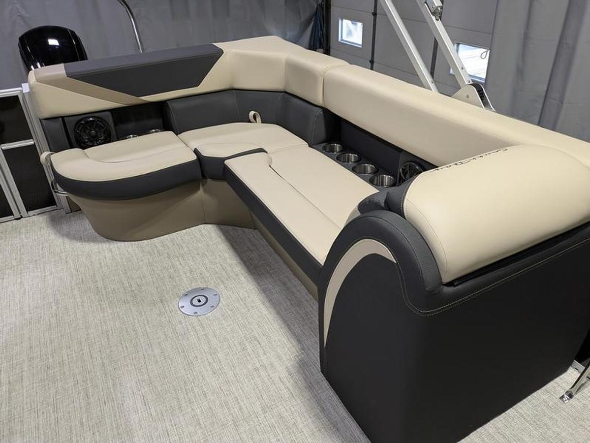 2025 South Bay S222CR2 Cruise 25"