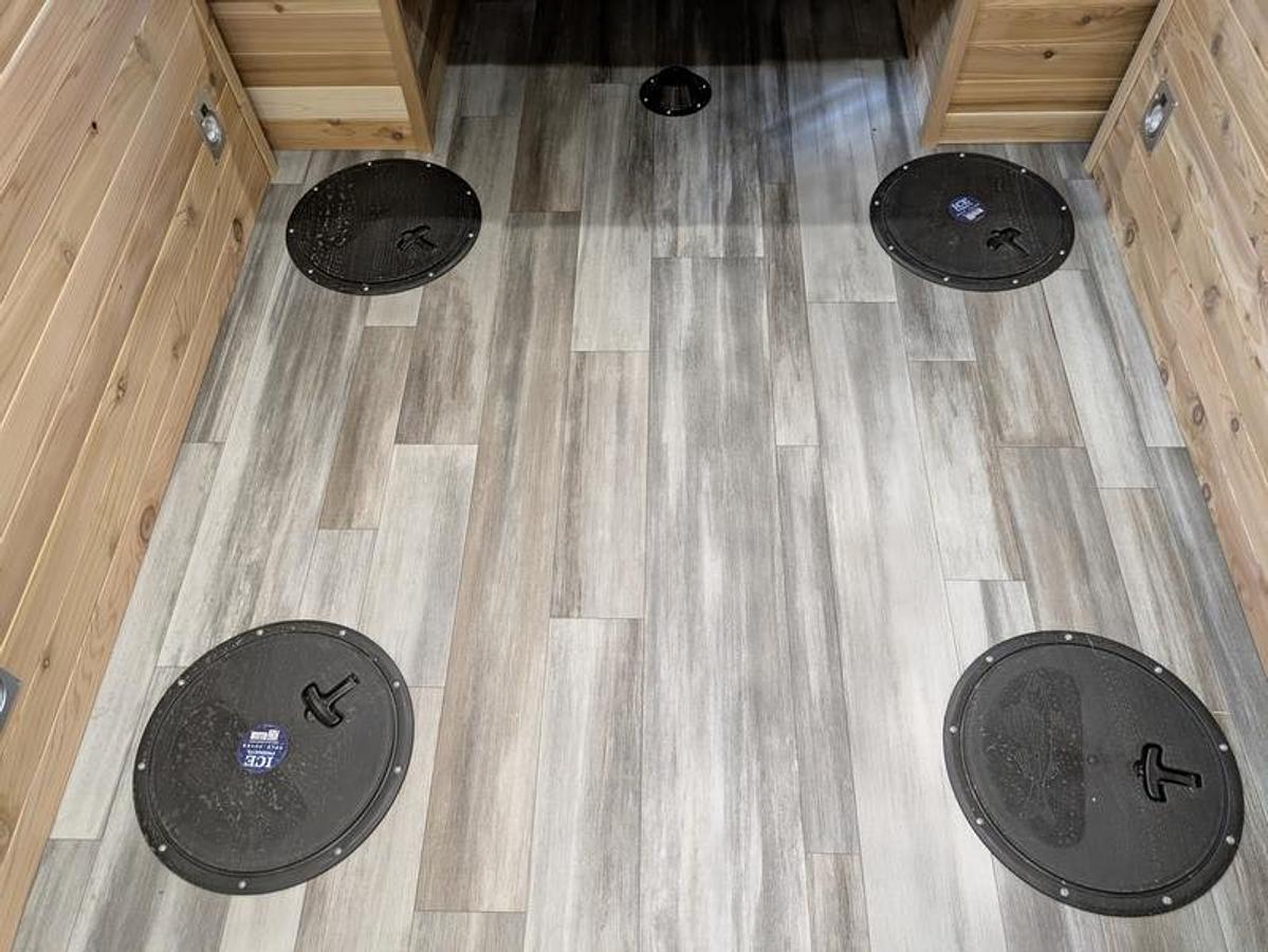 2026 Ice Castle Fish Houses 8' X 16V ND Country Cabin *ND COUNTRY FEST SPECIAL*