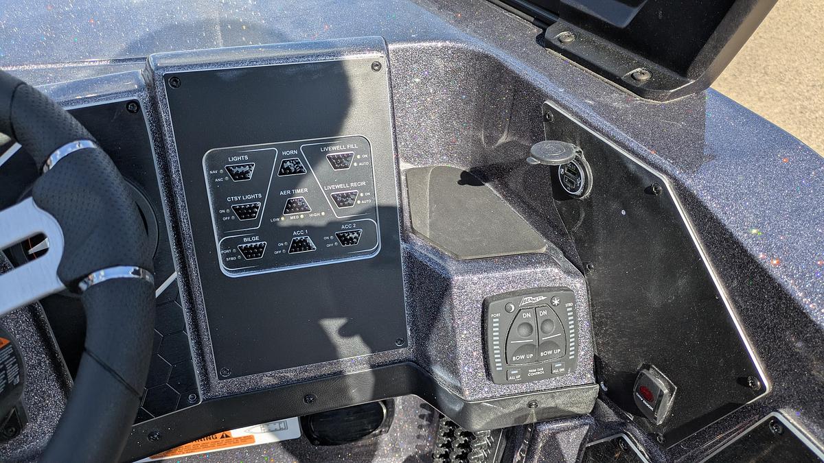 2026 Skeeter WXR2060F