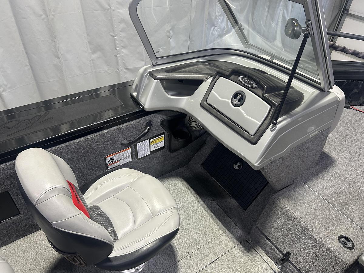 Used 2017 TRACKER Targa V20