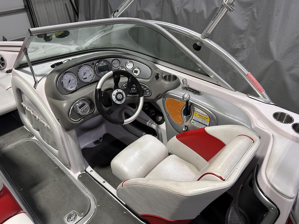 Used 2006 Correct-Craft Air Nautique SV211