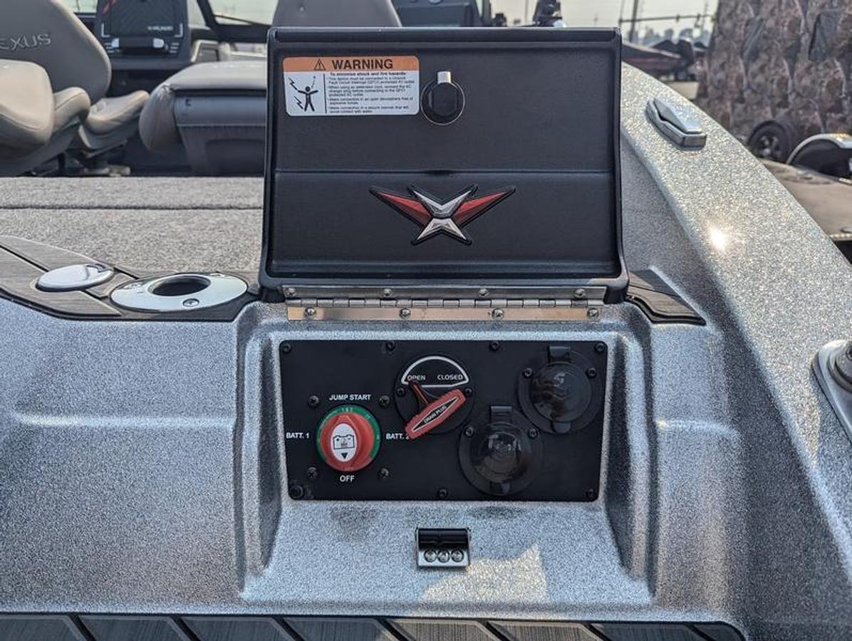 Used 2022 Vexus DVX22