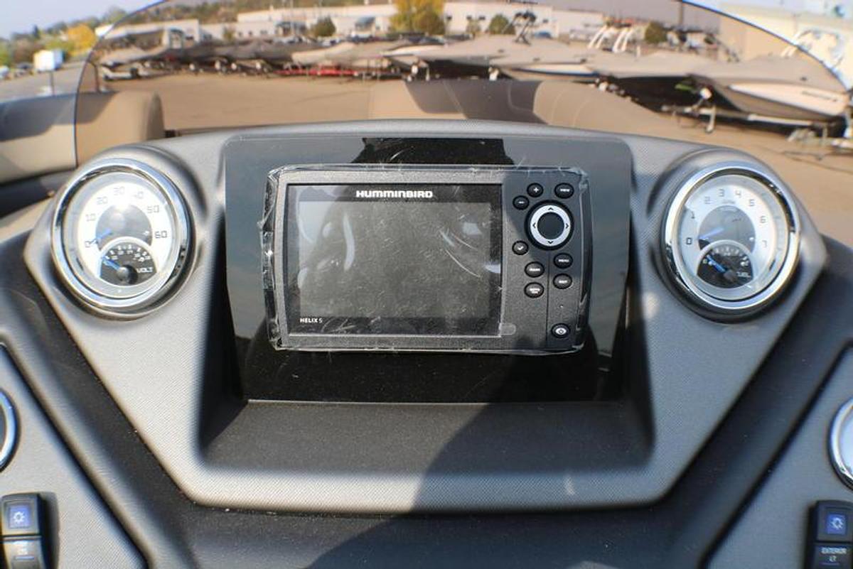 2025 Sylvan L3 Party Fish