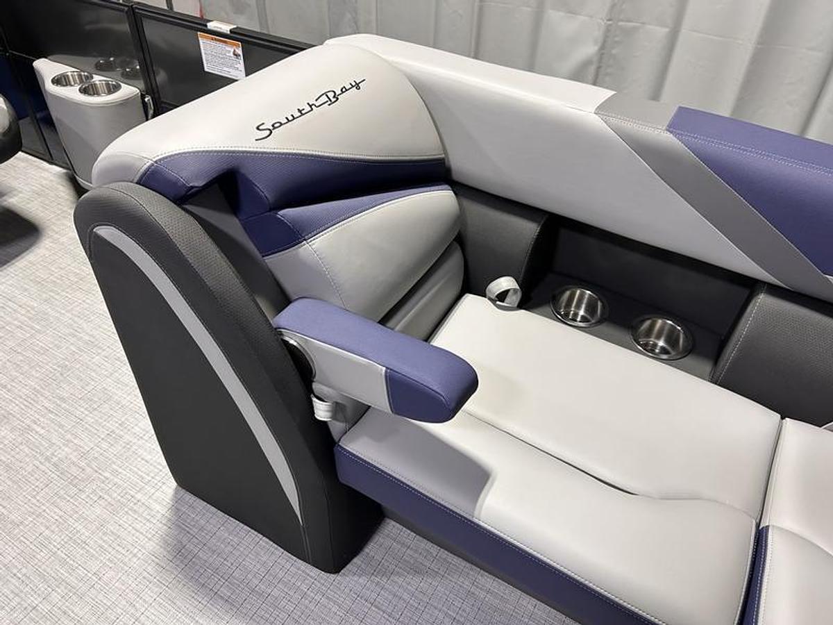 2025 South Bay S224RS Rear Seating 2.75