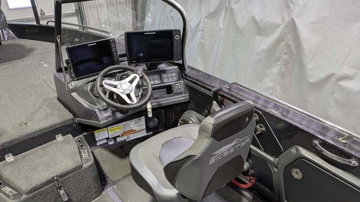 Used 2020 Skeeter WX2060