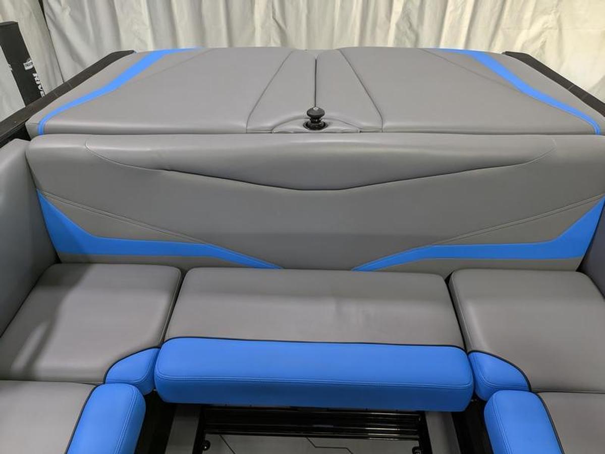 Used 2021 Axis Wake Research T23